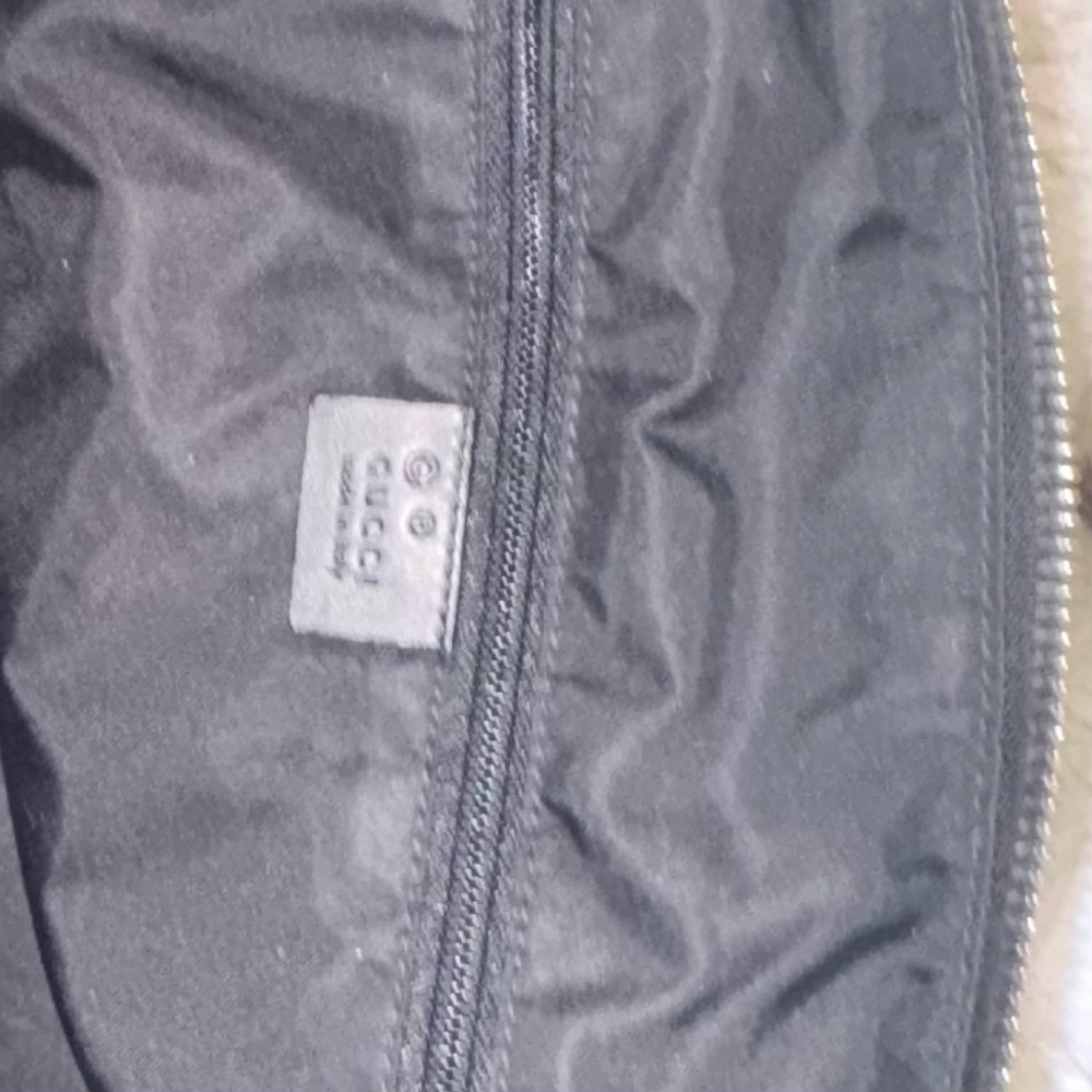 GUCCI  
🔥 Pre-Loved Black Techno Canvas Web Duffle - Picture 14 of 14